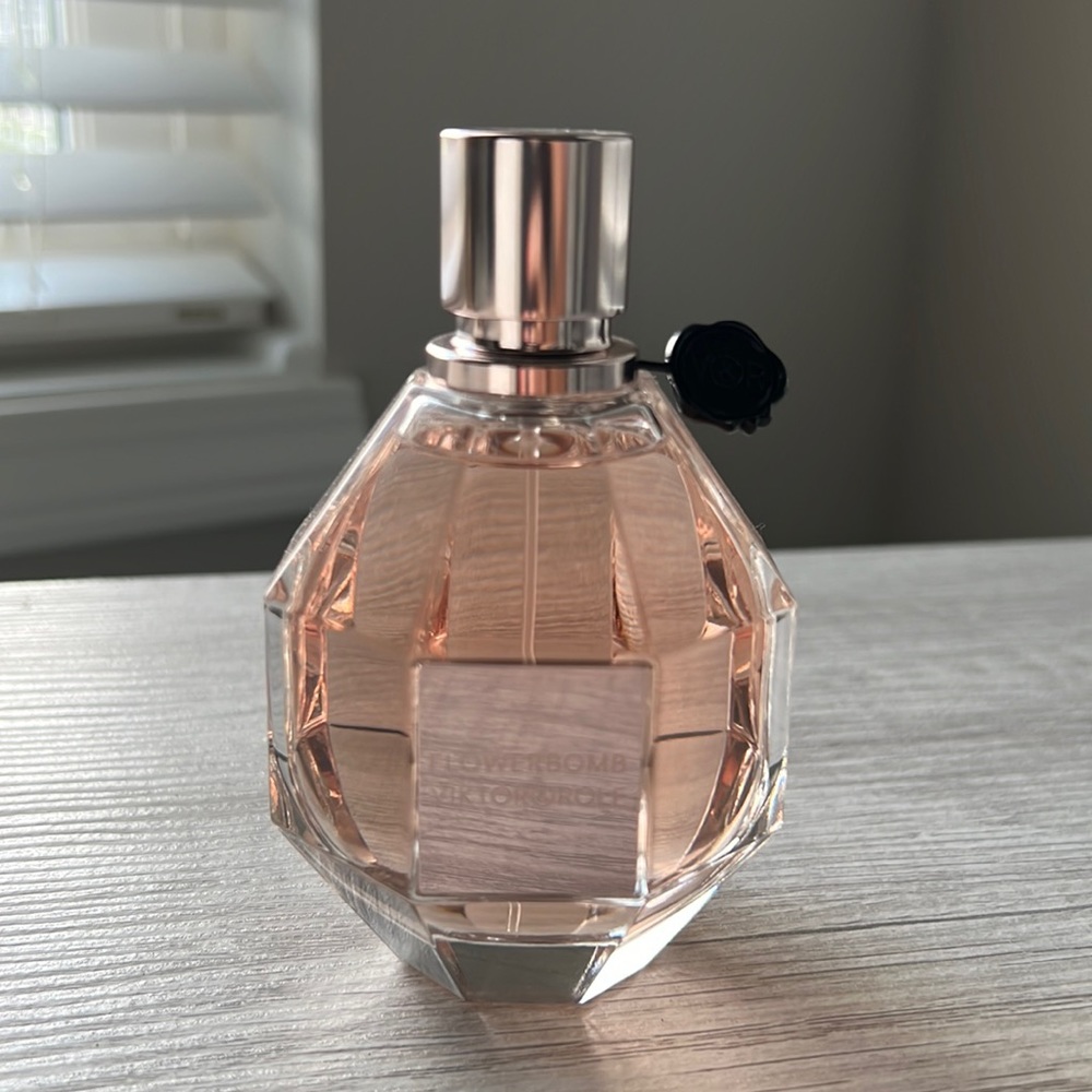 Flowerbomb NEW